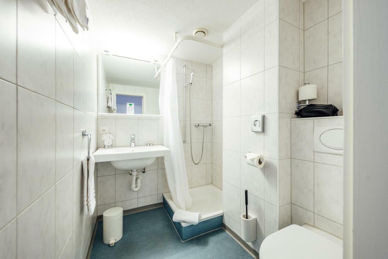 Standard Doppelzimmer mit Balkon