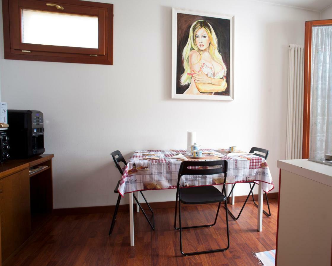 Appartamento Attico con 1 Camera da Letto