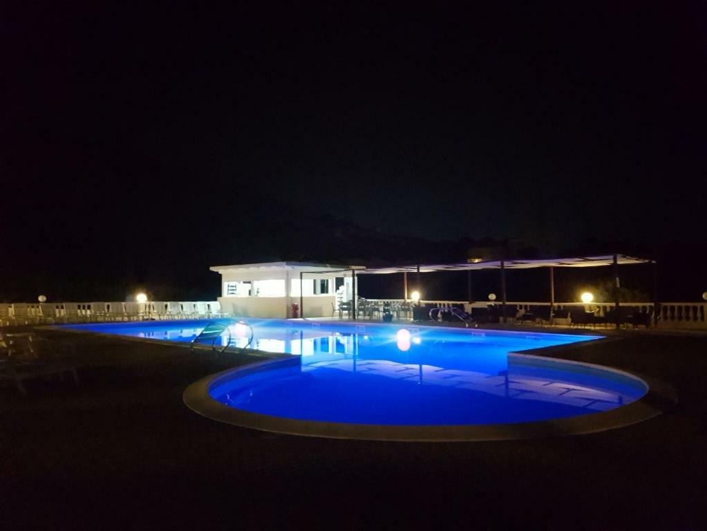 Deluxe Double Room with Pool View and Sea View