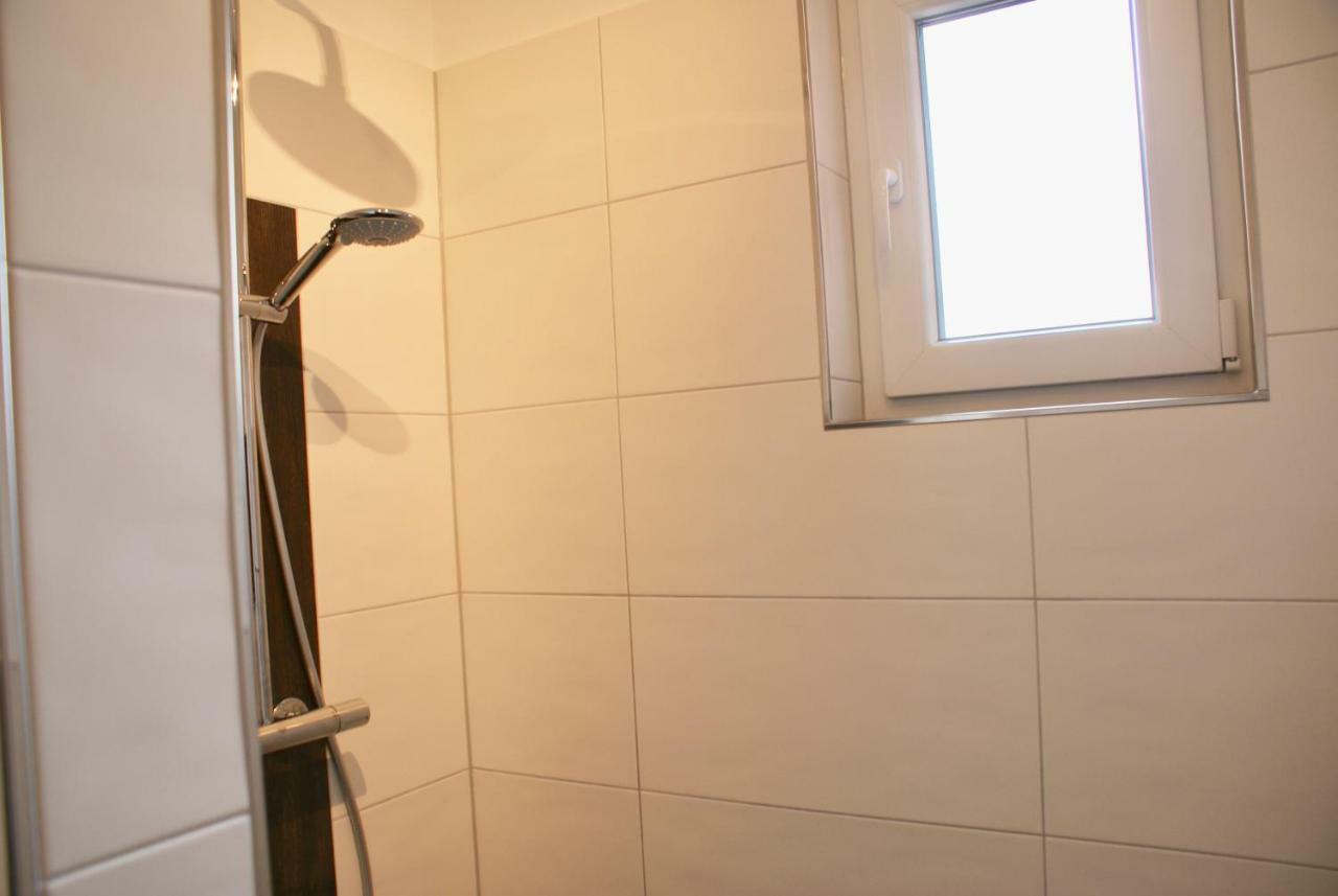 Single Room Shared Shower Toilet