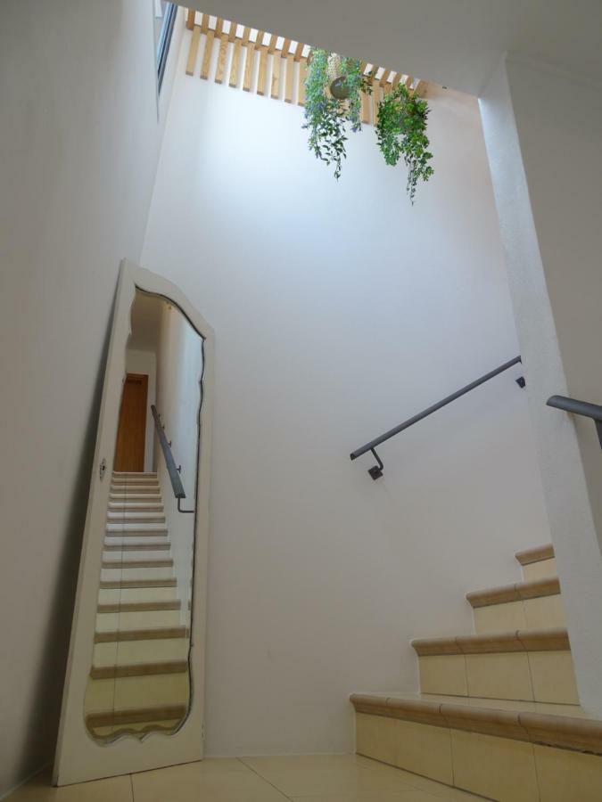 Suite with Balcony,889975840:JPEG