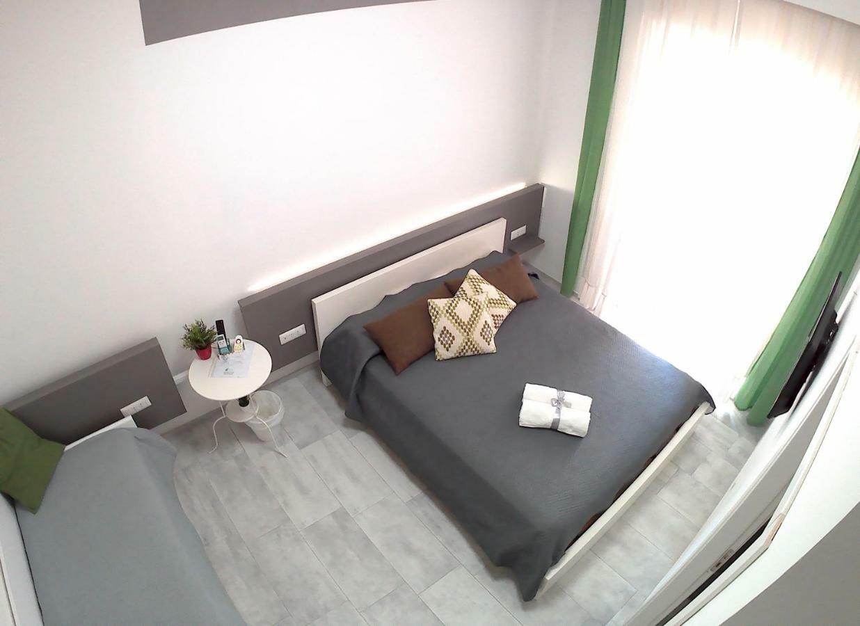 Double Room Private Bathroom