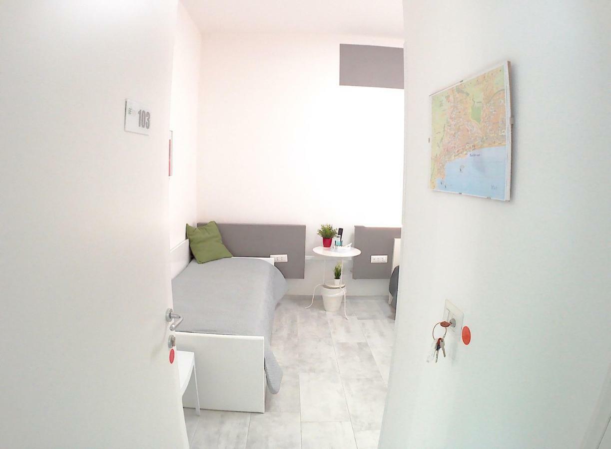 Double Room Private Bathroom