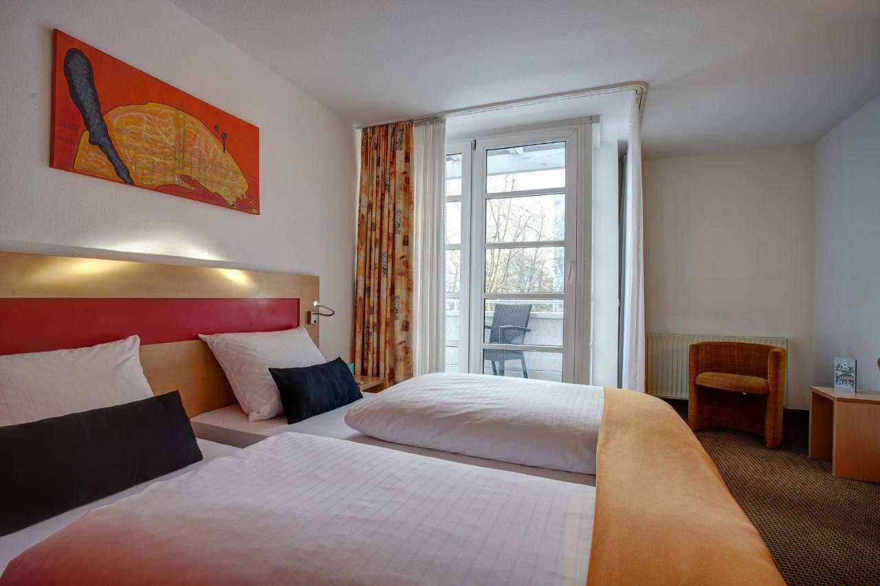 Comfort Room with One Double Bed