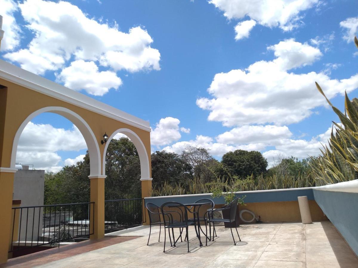 Deluxe Double or Twin Room Pool View