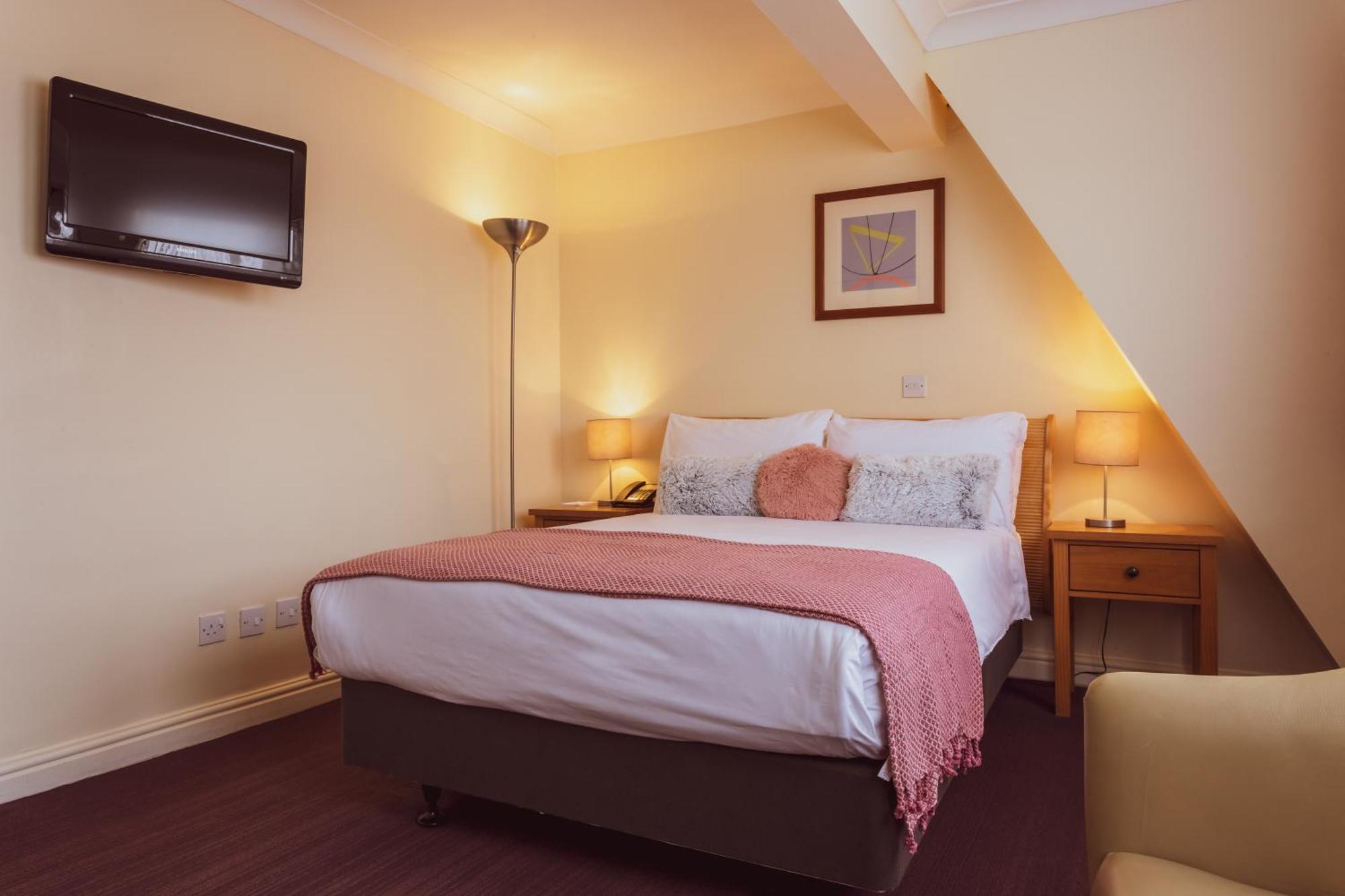 Double Room,1208609914:JPEG