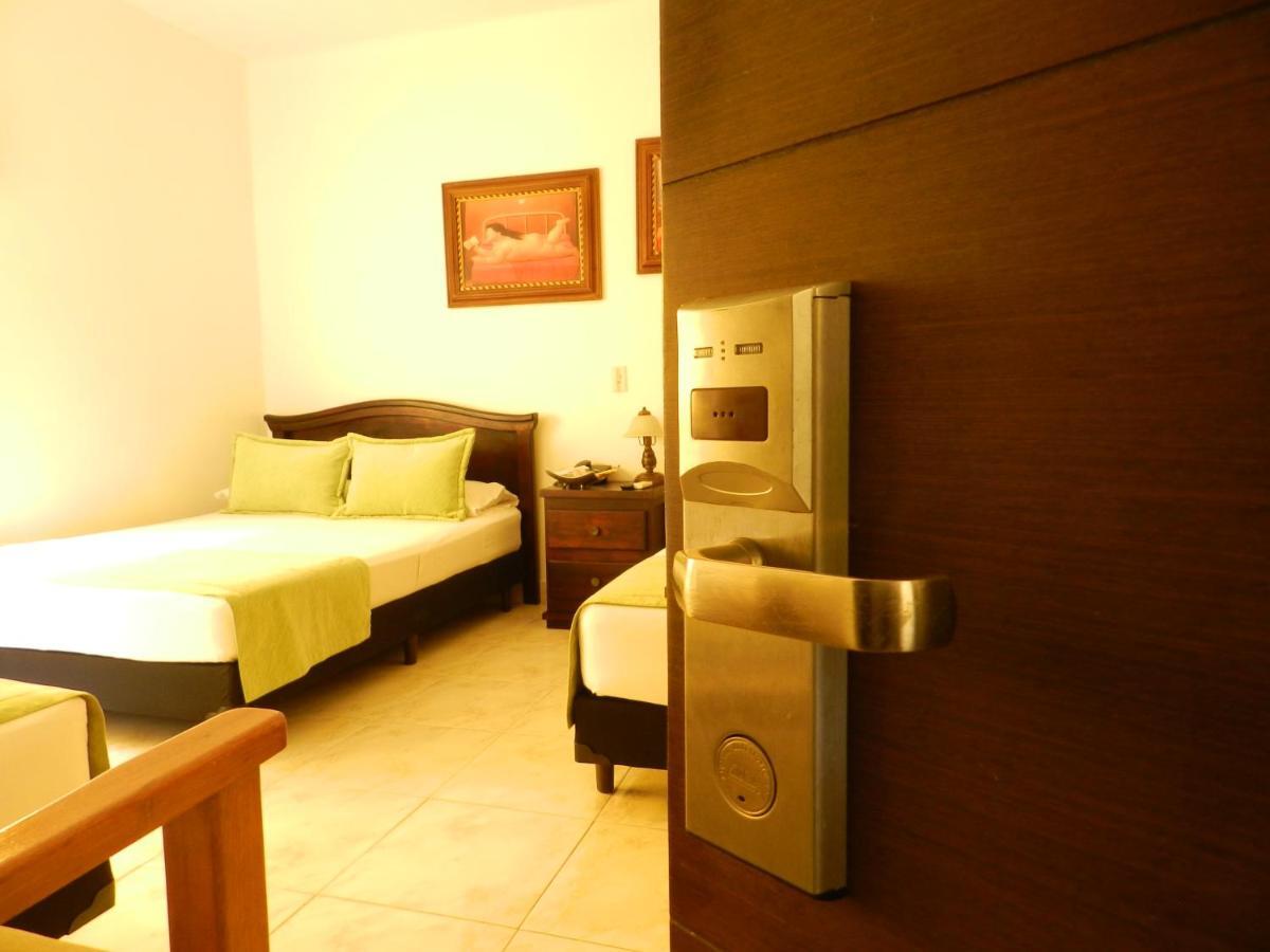 Quadruple Room,931195291:JPEG