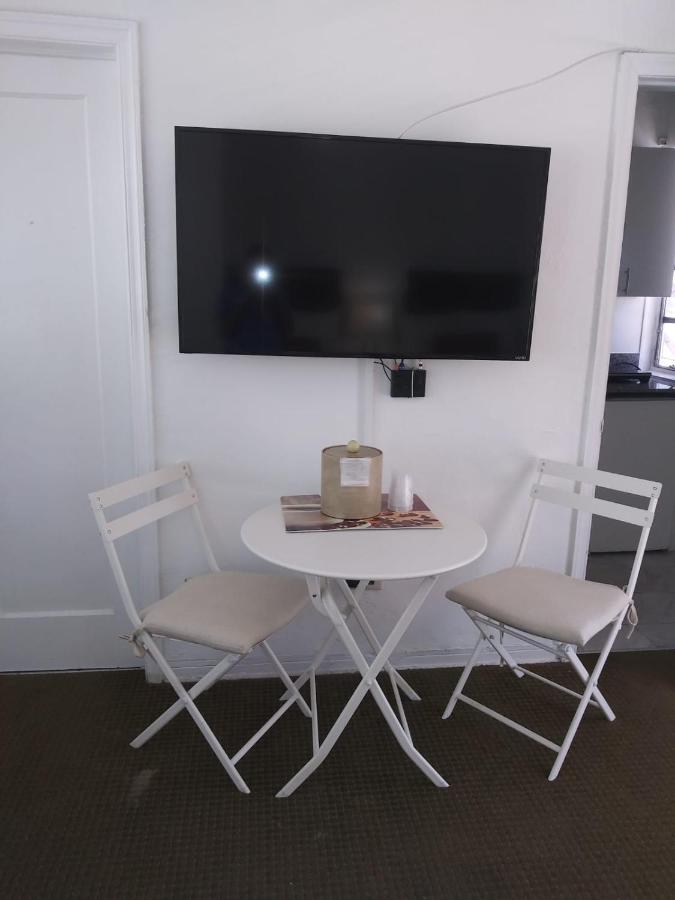 Studio One Bed,925829788:JPEG