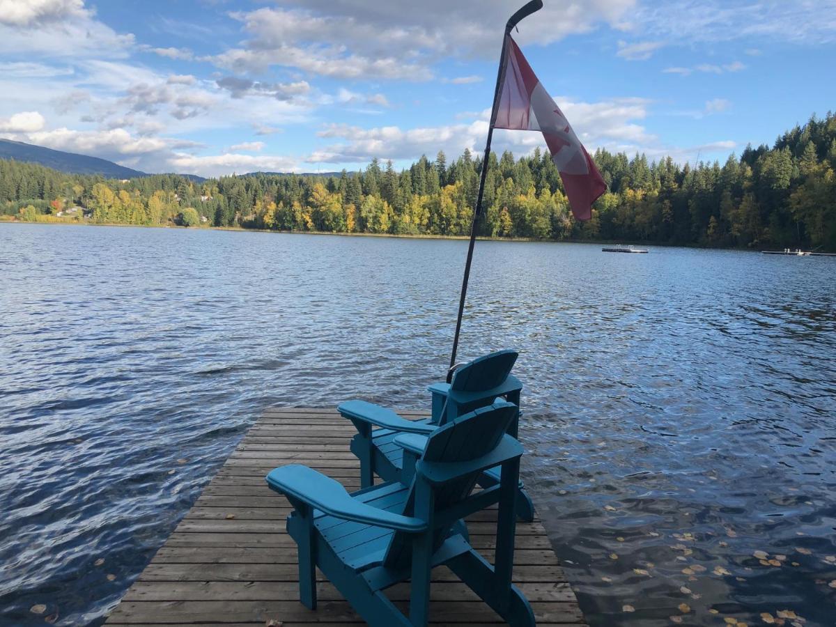 Queen Room with Lake View