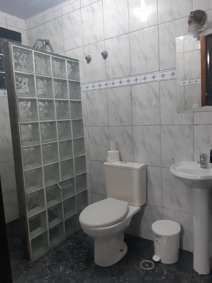 Deluxe Double Room Shower,636748884:JPEG
