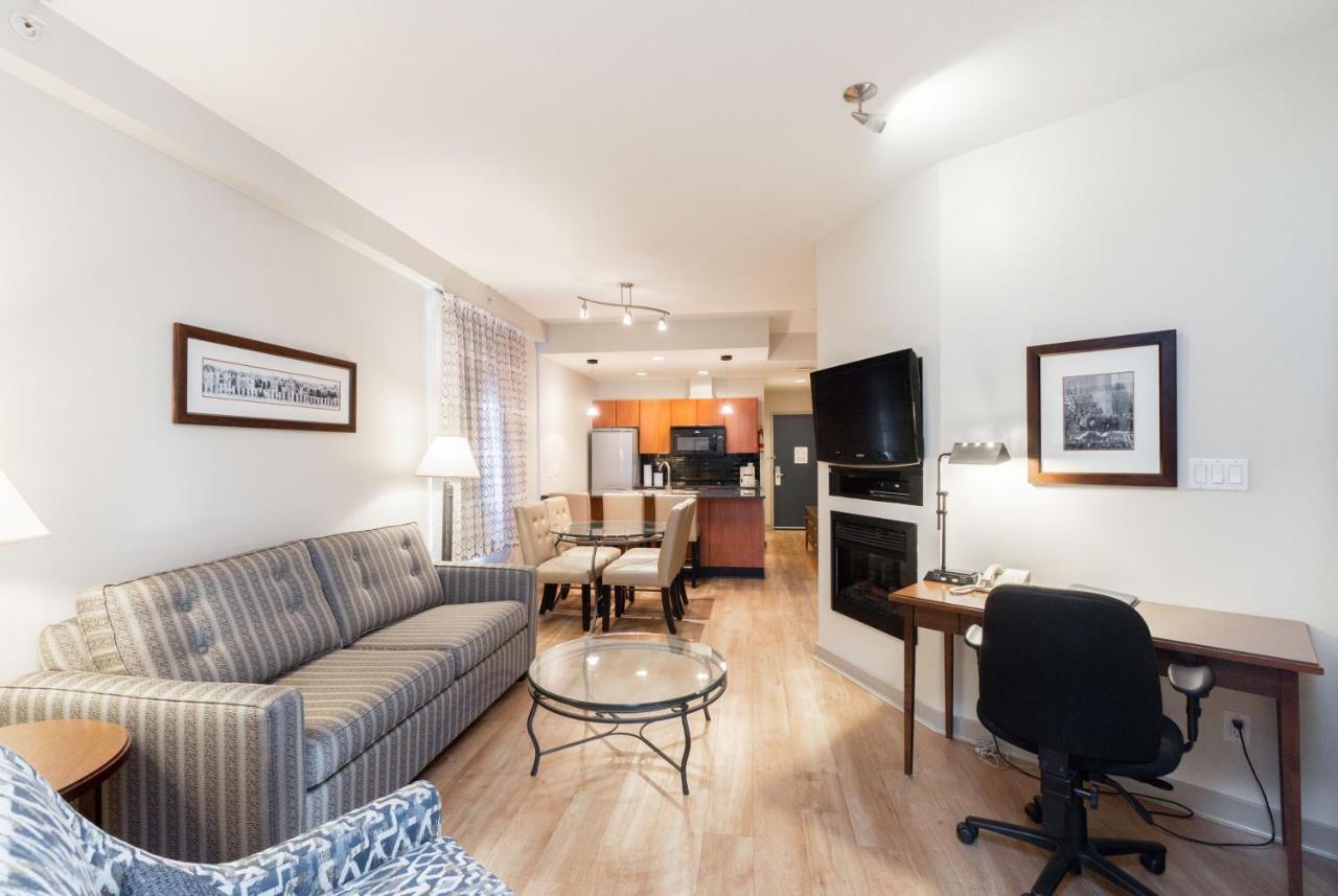 Two-Bedroom Suite,942914305:JPEG
