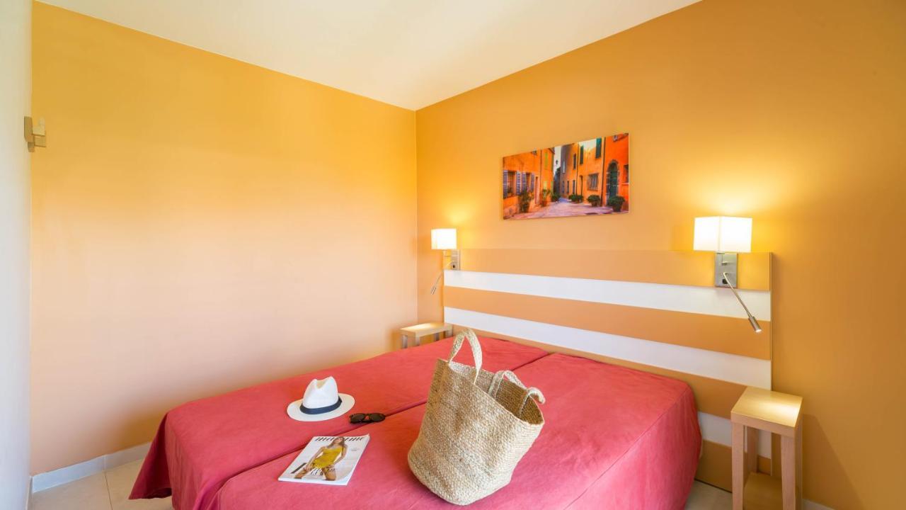 One-Bedroom Apartment with Alcove (Sunday),946948240:JPEG