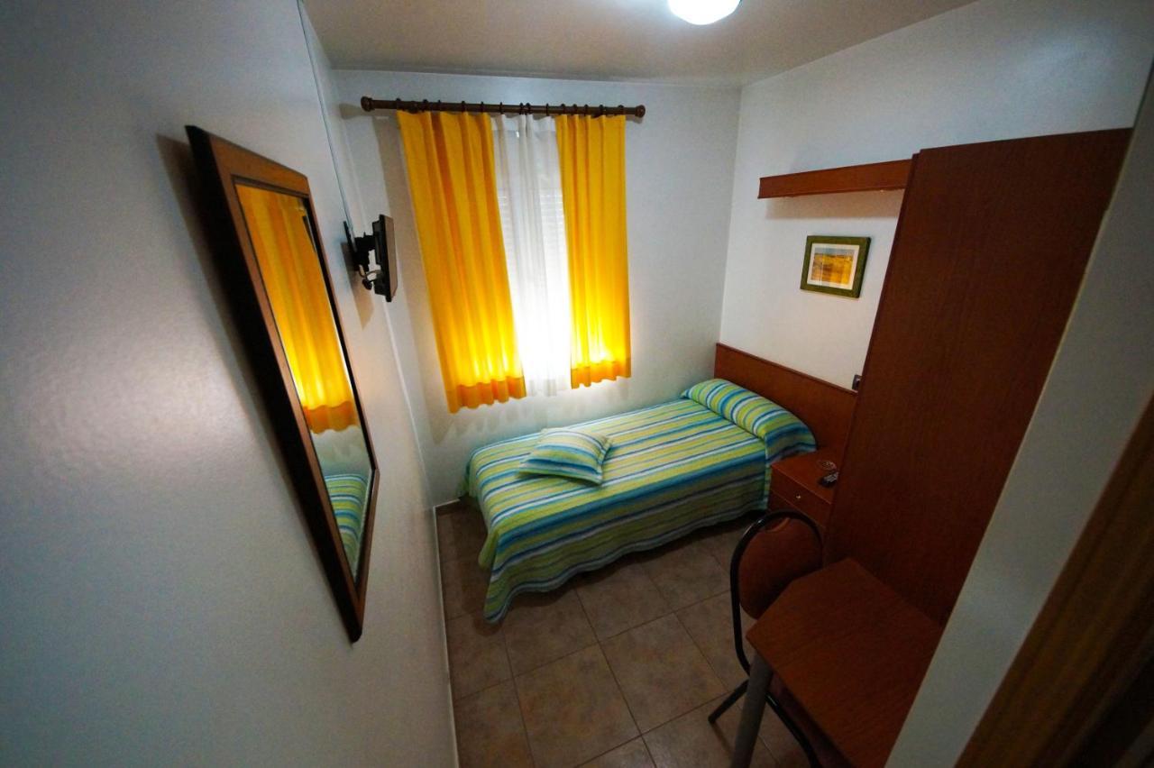 Single Room Private Bathroom