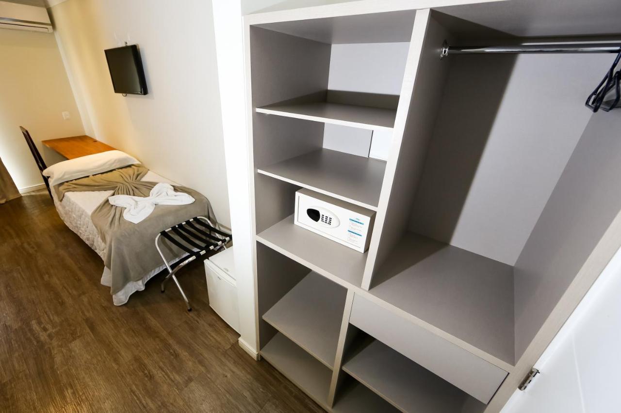 Quarto Triplo Standard com Varanda