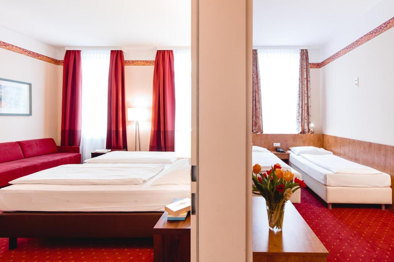 Quadruple Room,1588073513:JPEG