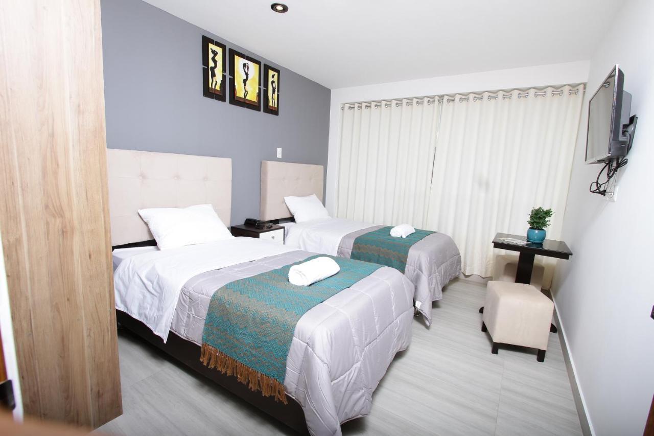Standard Twin Room