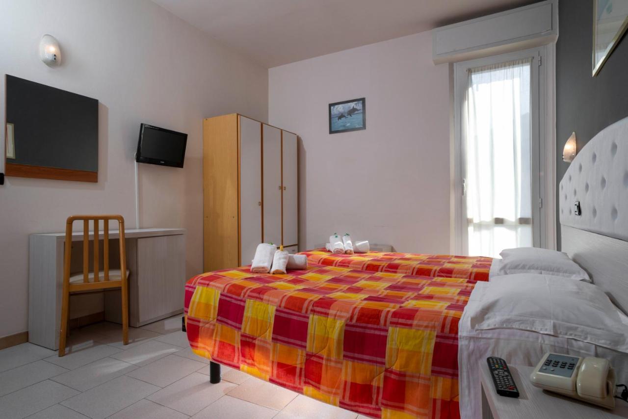 Double or Twin Room Balcony