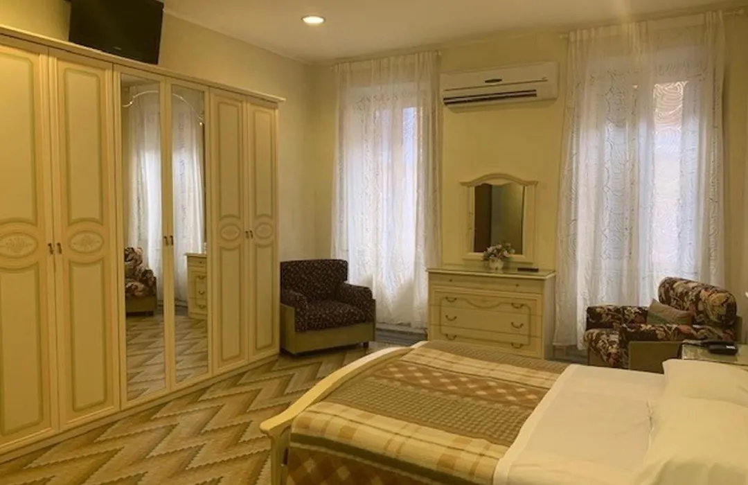 Hotel Croce Di Malta-1