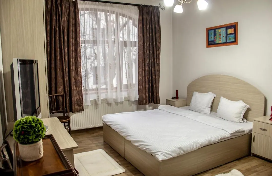Happy Accomodation-1
