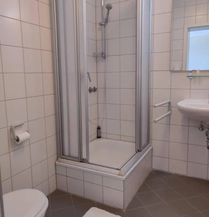 Hotel Lg Wolfsburg-1