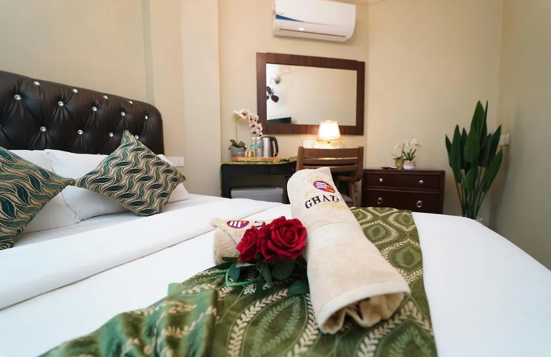 Ghazrin'S Classic Hotel Jb-1