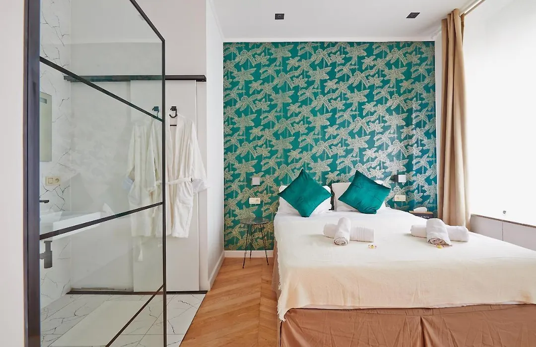 Hotel Les Ecrins-1
