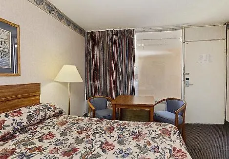 The Sanford Inn-1