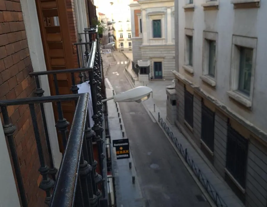 Hostal Oporto-1