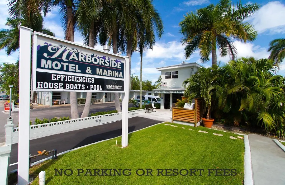 Harborside Motel & Marina-1