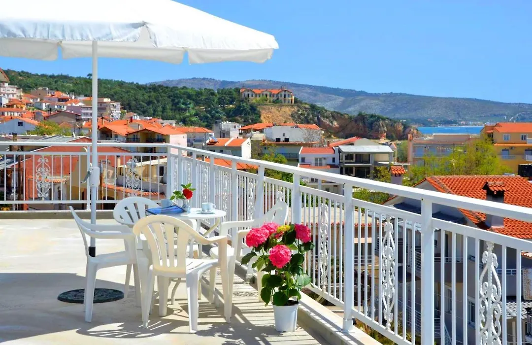 Hotel Triada-1