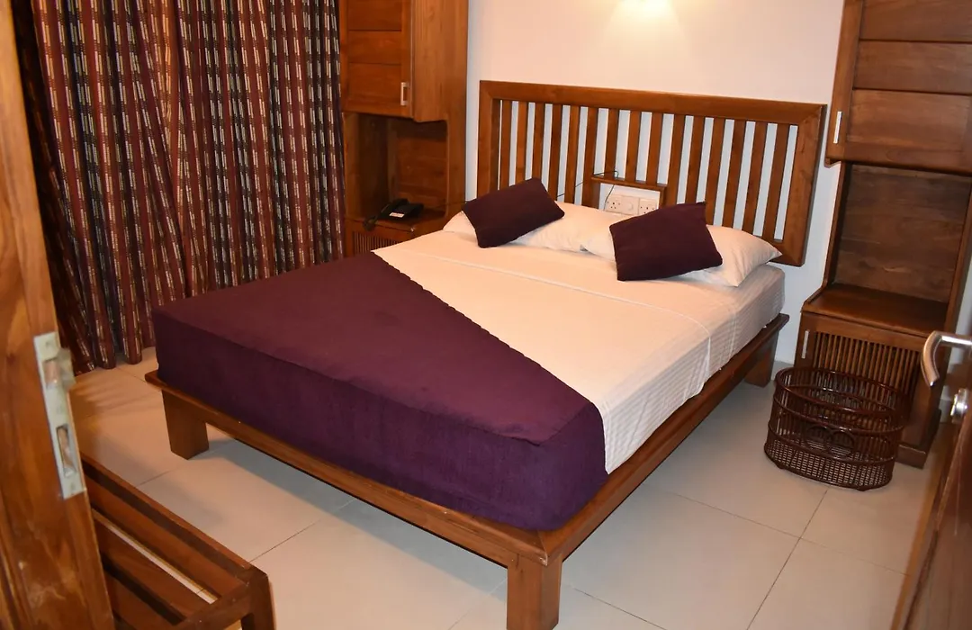 Port View City Hotel-1