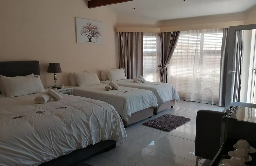 Esperanca Guesthouse-1