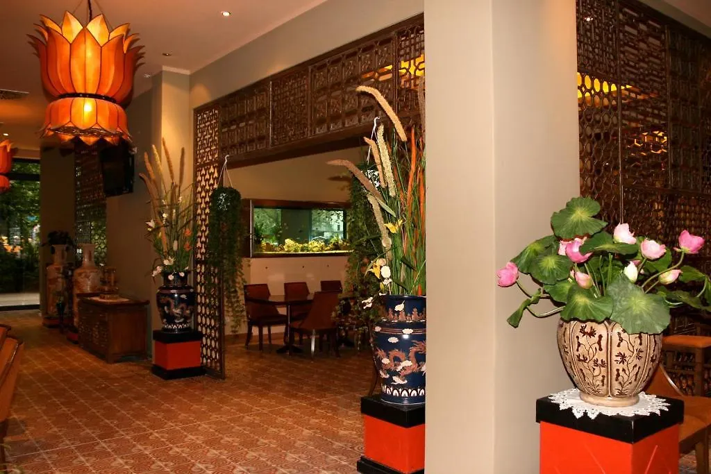 Halong Hotel-1