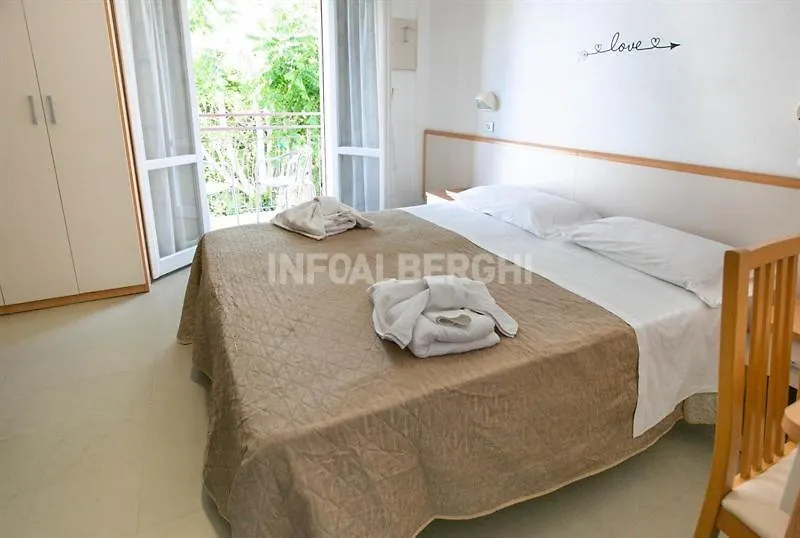Hotel Paradiso-1