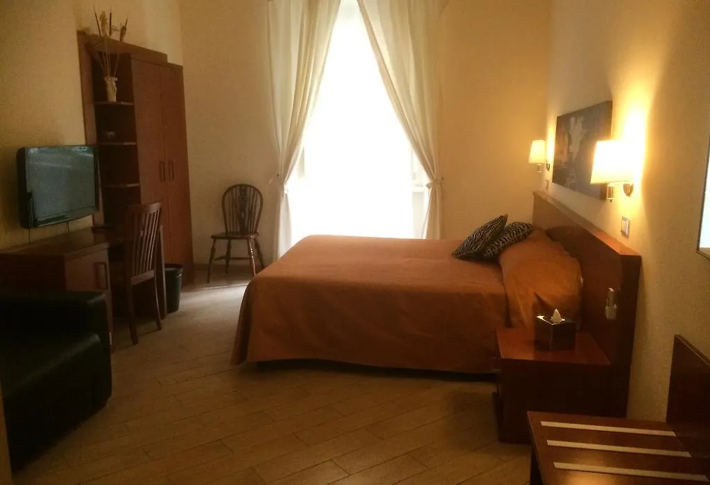 Rental In Rome 2000-1