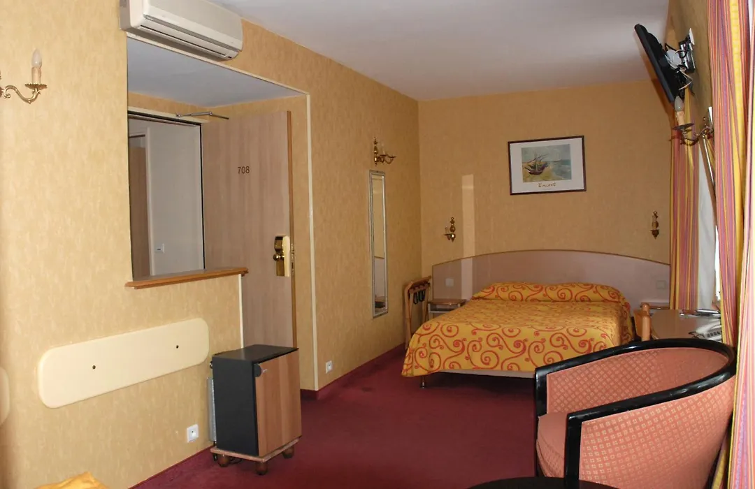 Hotel Transcontinental-1