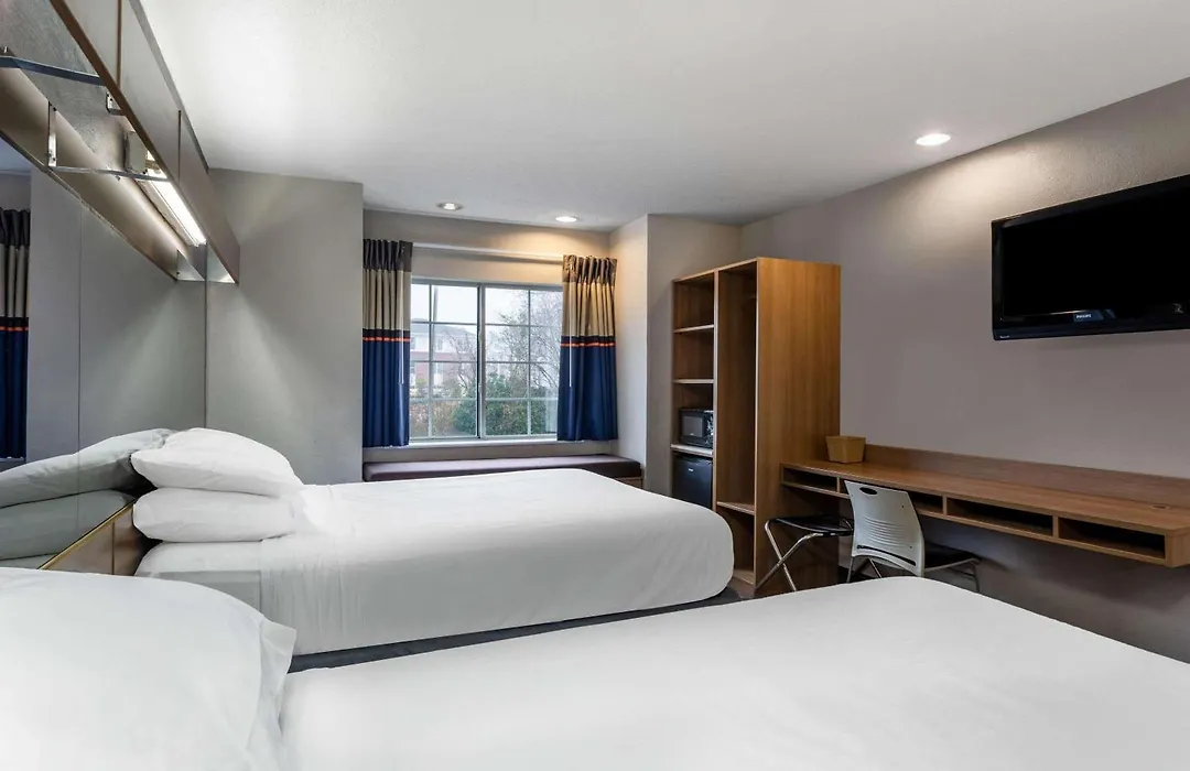 Microtel Inn & Suites By Wyndham Matthews/Charlotte-1