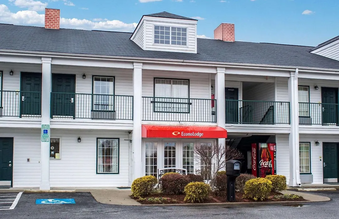 Econo Lodge Greenville Near University-1
