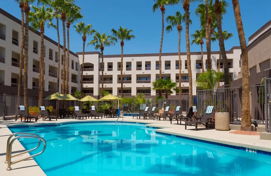 Hilton Phoenix Airport-1