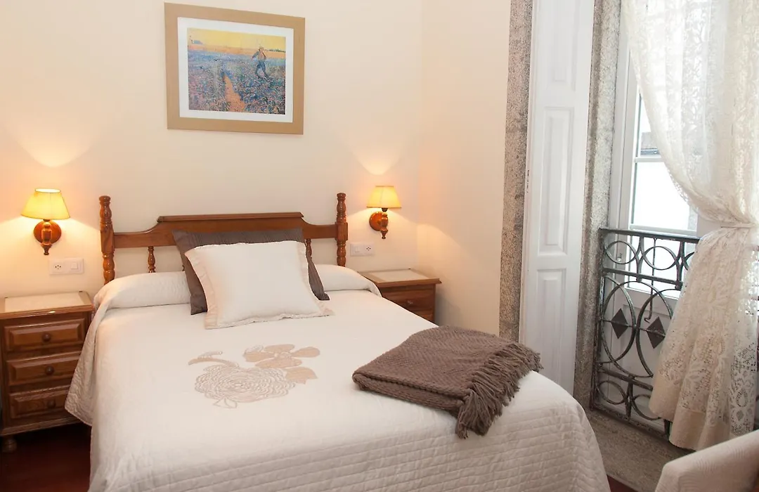 Linares Rooms Santiago-1