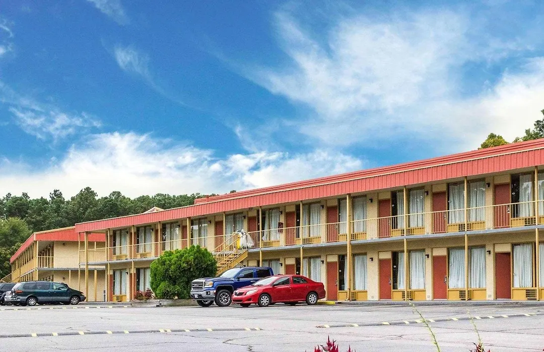 Econo Lodge Petersburg - Fort Lee-1
