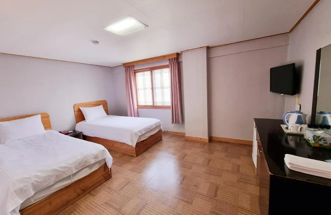 Hotel G-1