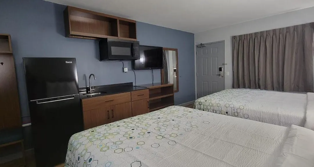 Hometowne Studios By Red Roof Egg Harbor-Atlantic City Airport-1
