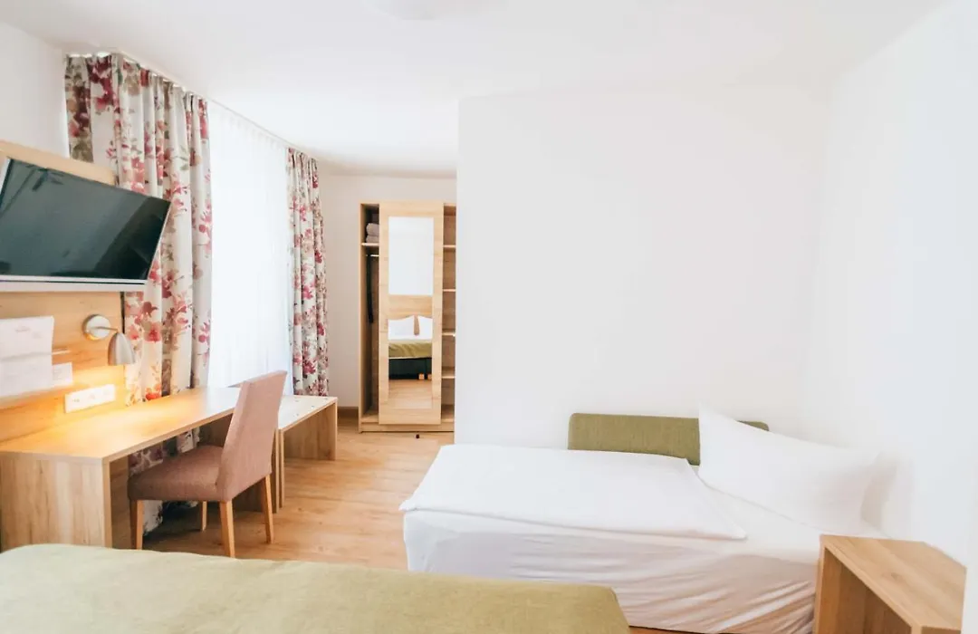 Hotel Andres-1