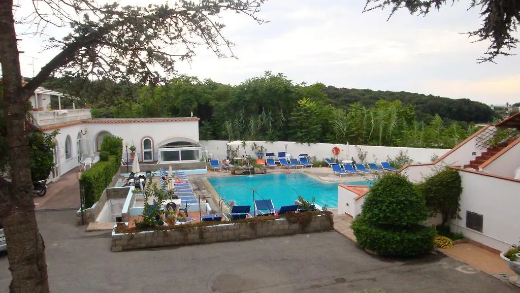 Ischia Uno Residence-1