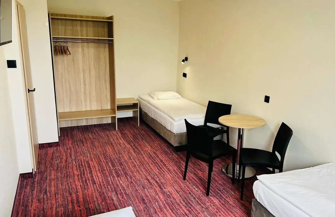 Hotel Rok-1