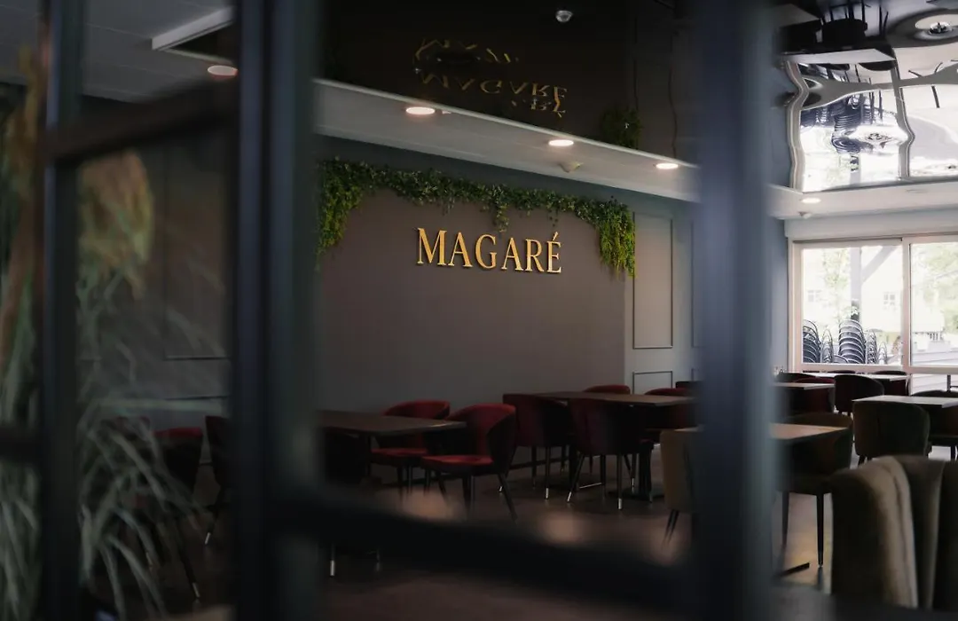 Magare Hotel & Restaurant-1