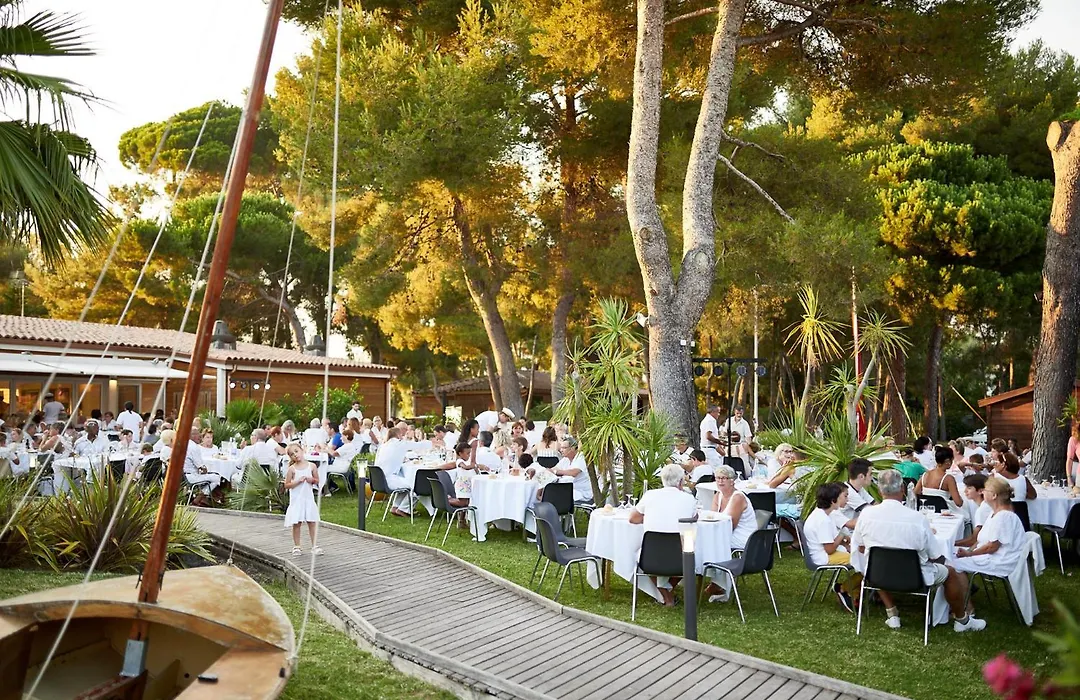 Hotel Club Le Plein Sud Vacances Bleues-1