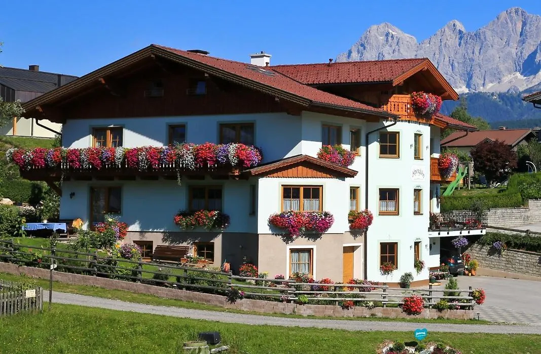 Haus Alpenglühn-1