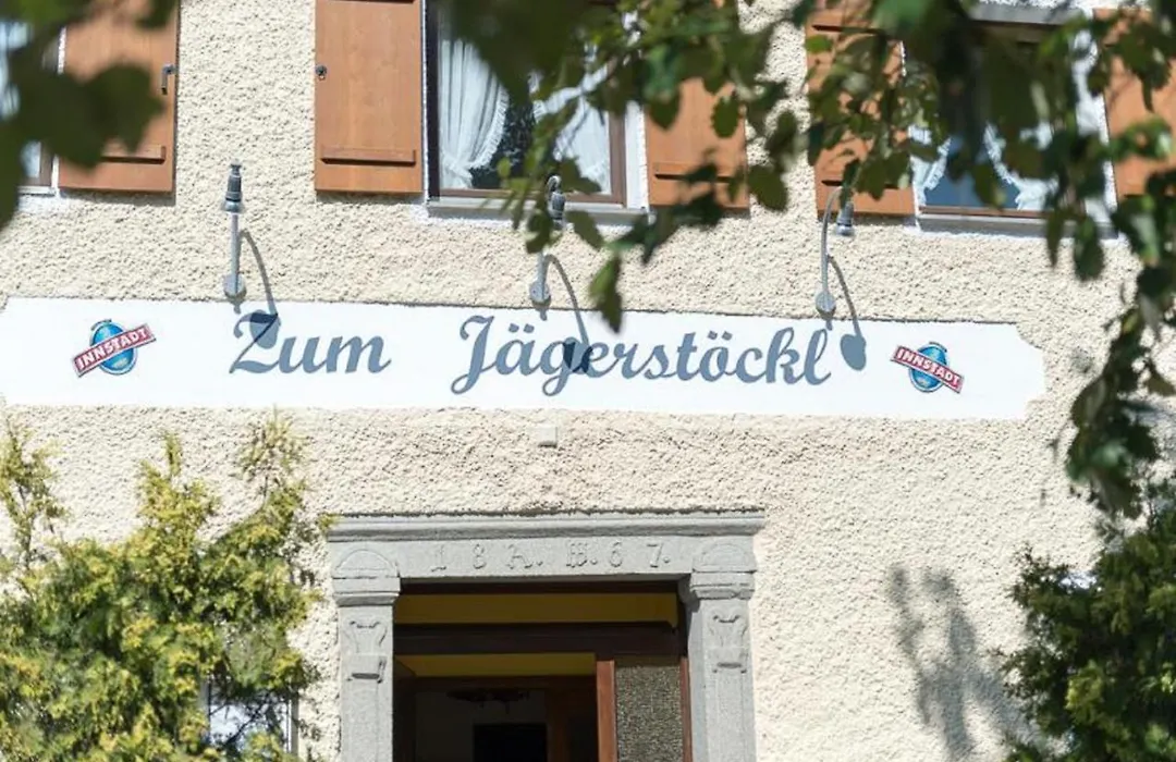 Landhotel Zum Jägerstöckl-1
